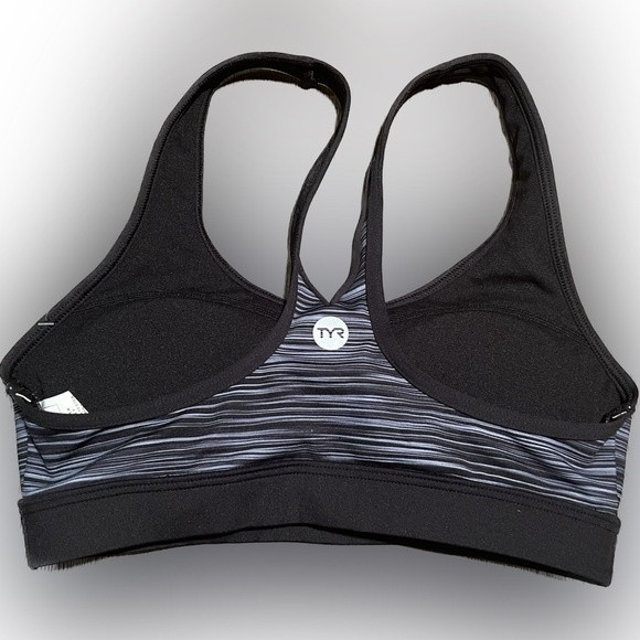 TYR Women’s Sports Bra Lyn Racerback Arvada Grey Black Workout Bra Size S 4/6 - Picture 2 of 6